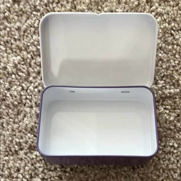 Vintage Jeep Tin Box - Picture 2 of 3